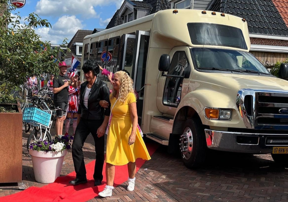 Amerikaanse Shuttlebus | AD Autobedrijf Dijkstra Cars Grou