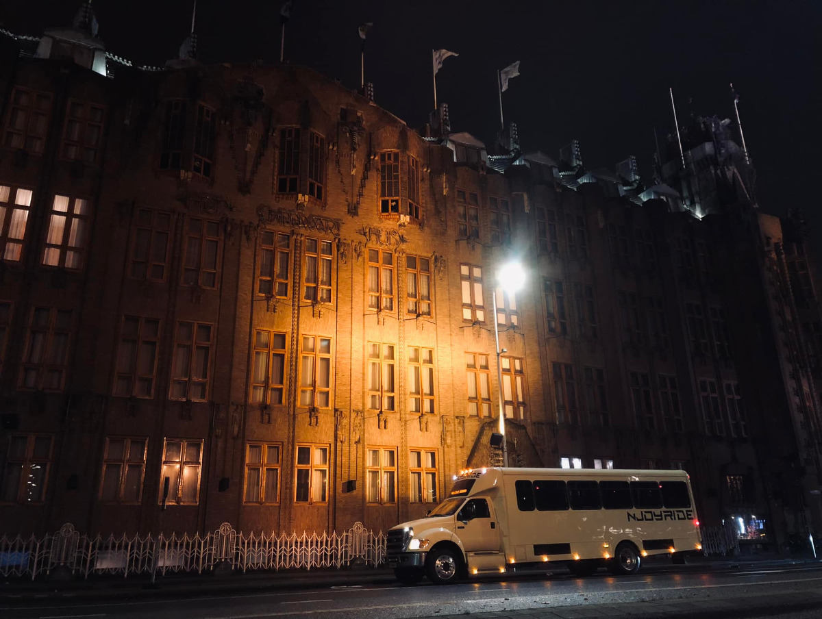 Amerikaanse Shuttlebus | AD Autobedrijf Dijkstra Cars Grou
