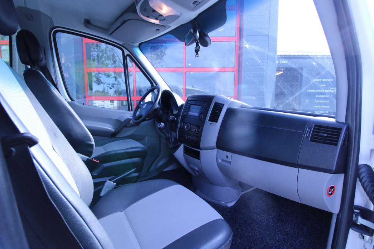 Volkswagen Crafter | AD Autobedrijf Dijkstra Cars Grou
